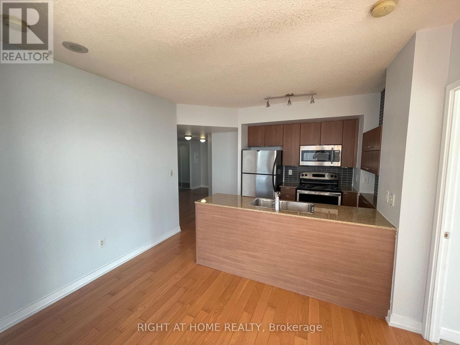 2615 - 11 BRUNEL COURT, Toronto (Waterfront Communities), Ontario, M5V3Y3 — Photo 8