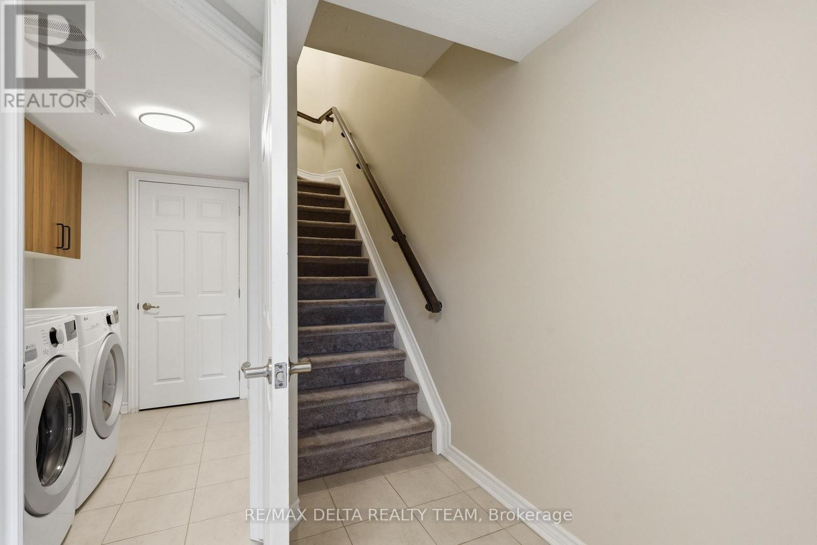 372 WILLOW ASTER CIRCLE, Ottawa, Ontario, K4A1C8 — Photo 4