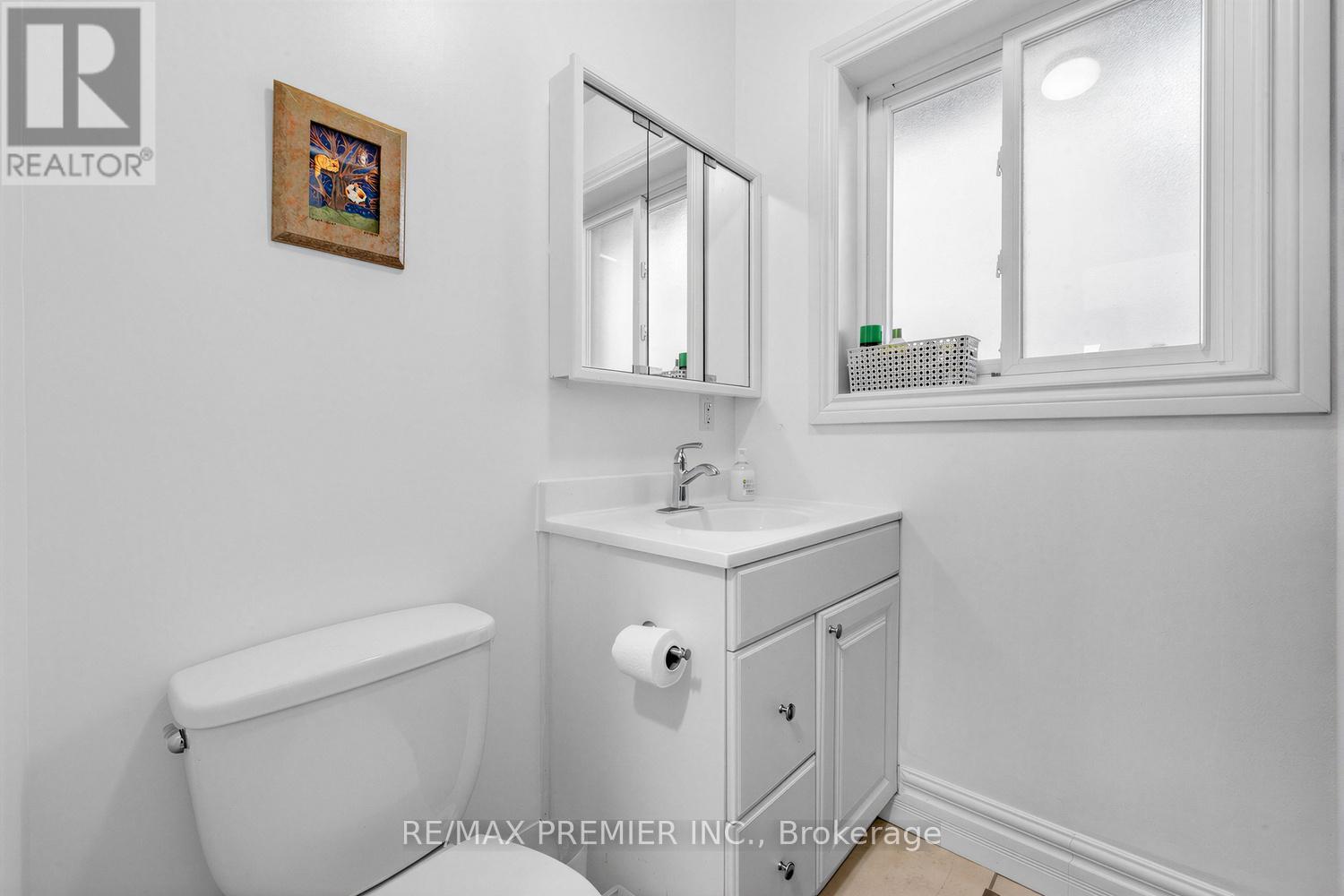 144 WESTLAKE AVENUE, Toronto (Woodbine-Lumsden), Ontario, M4C4R9 — Photo 12