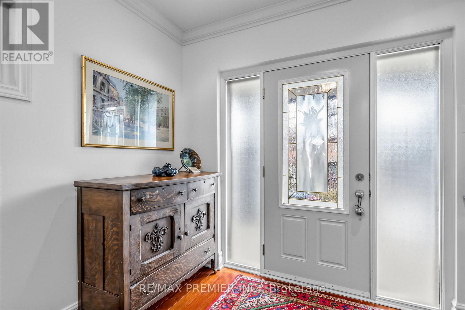 144 WESTLAKE AVENUE, Toronto (Woodbine-Lumsden), Ontario, M4C4R9 — Photo 3