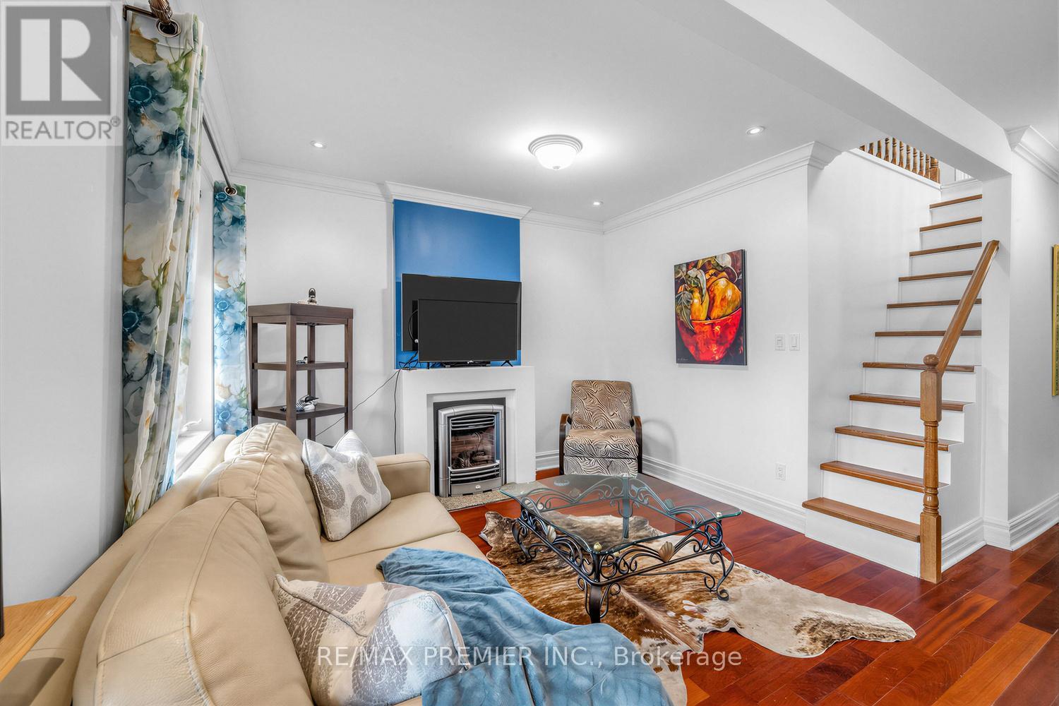 144 WESTLAKE AVENUE, Toronto (Woodbine-Lumsden), Ontario, M4C4R9 — Photo 5