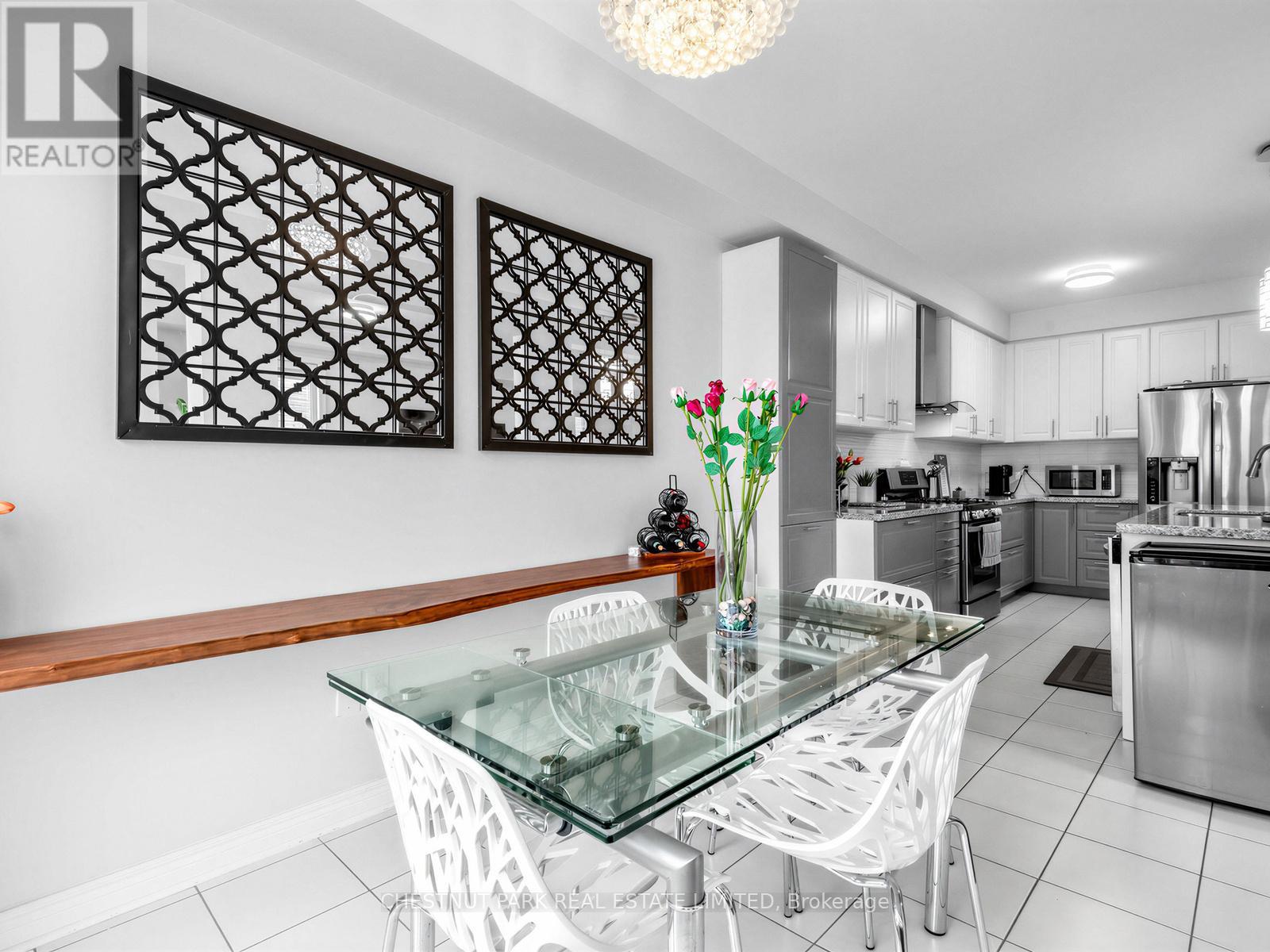 11 CONSTABLE STREET, Aurora, Ontario, L4G1B7 — Photo 10