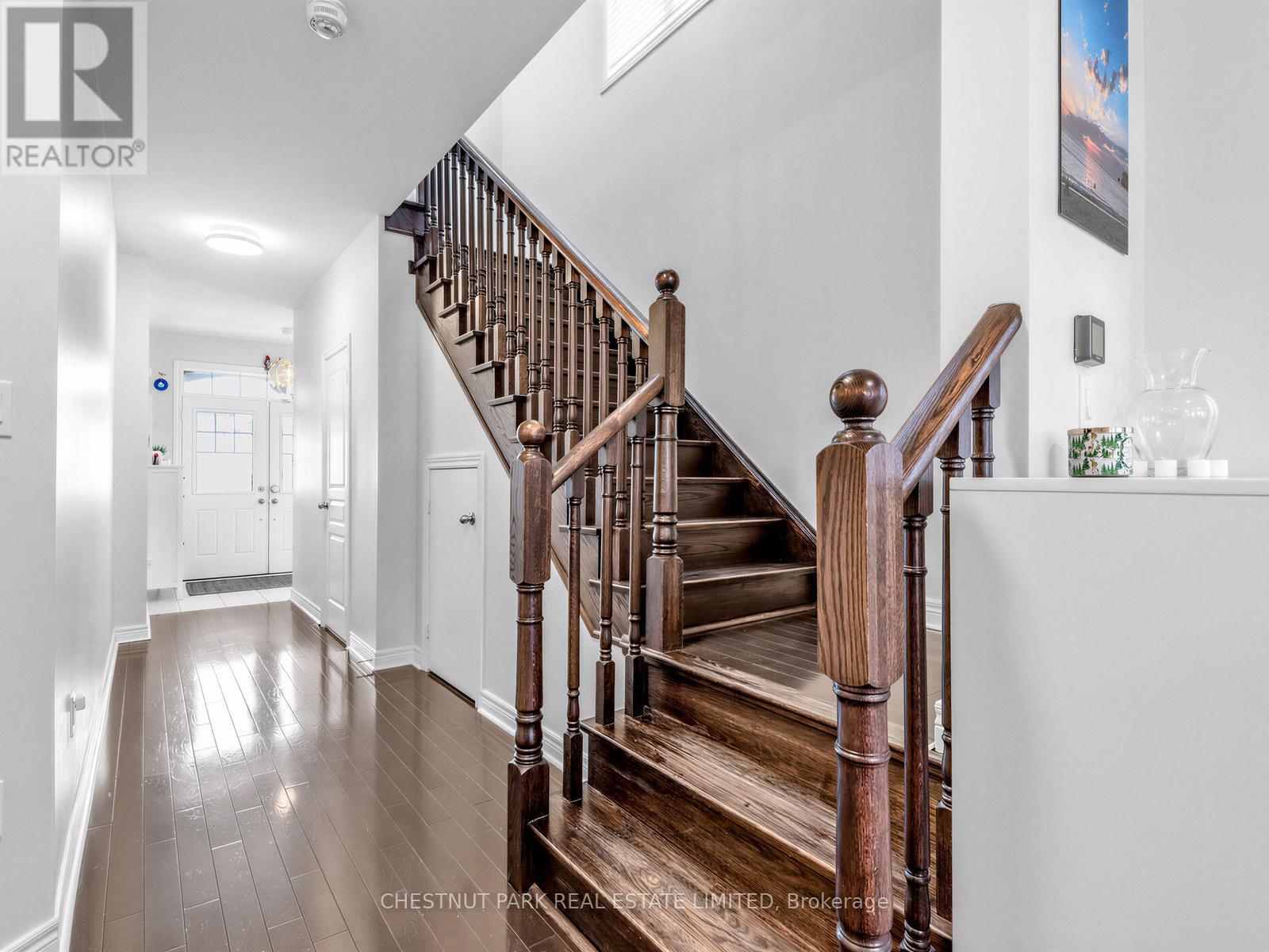 11 CONSTABLE STREET, Aurora, Ontario, L4G1B7 — Photo 14