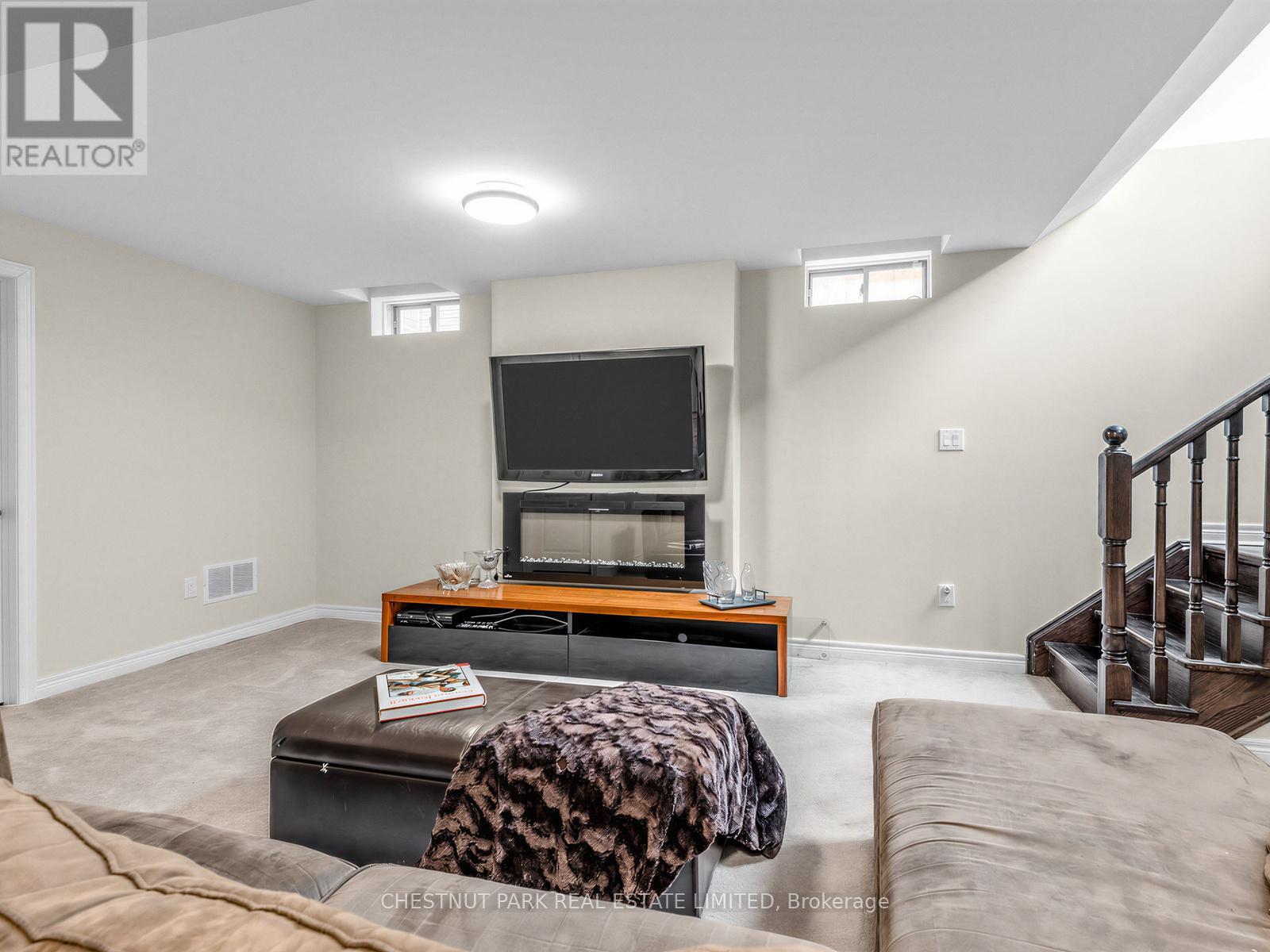 11 CONSTABLE STREET, Aurora, Ontario, L4G1B7 — Photo 31