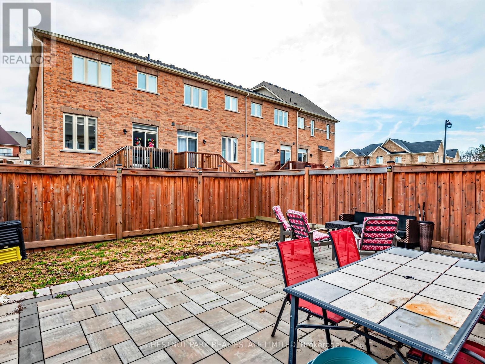 11 CONSTABLE STREET, Aurora, Ontario, L4G1B7 — Photo 35