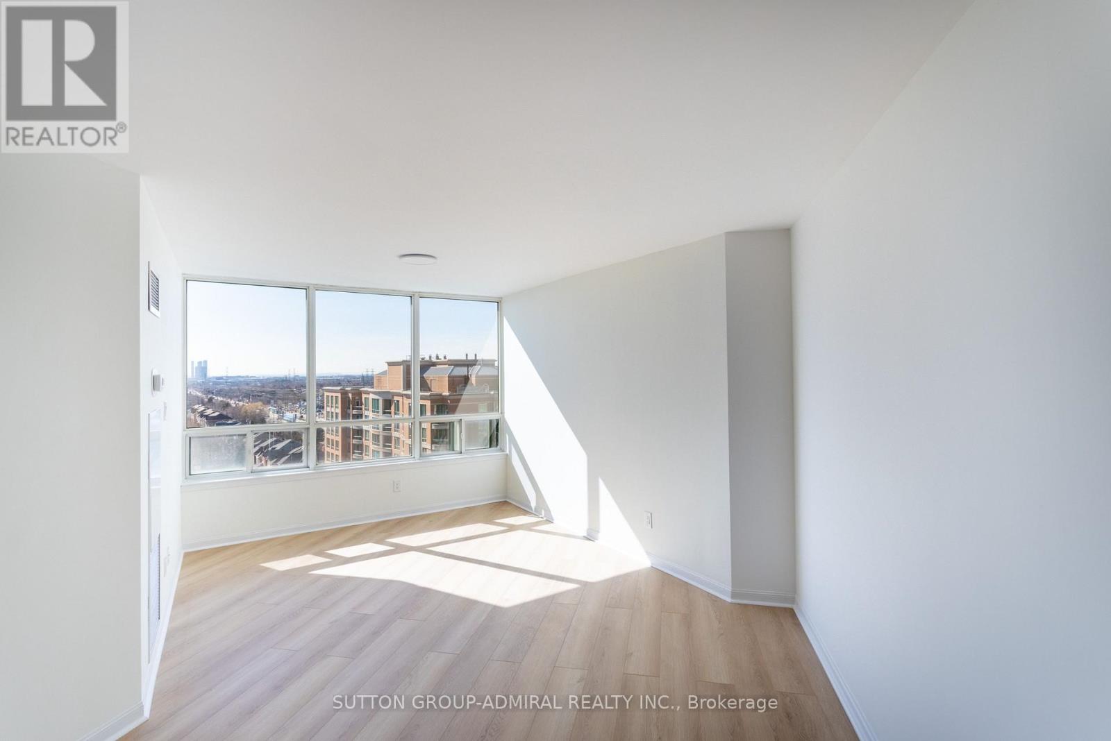 1206 - 120 PROMENADE CIRCLE, Vaughan (Brownridge), Ontario, L4J7W9 — Photo 4