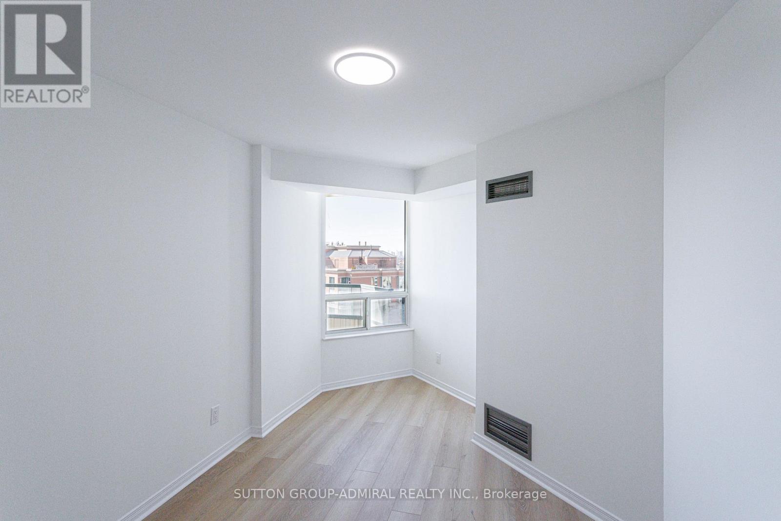 1206 - 120 PROMENADE CIRCLE, Vaughan (Brownridge), Ontario, L4J7W9 — Photo 5