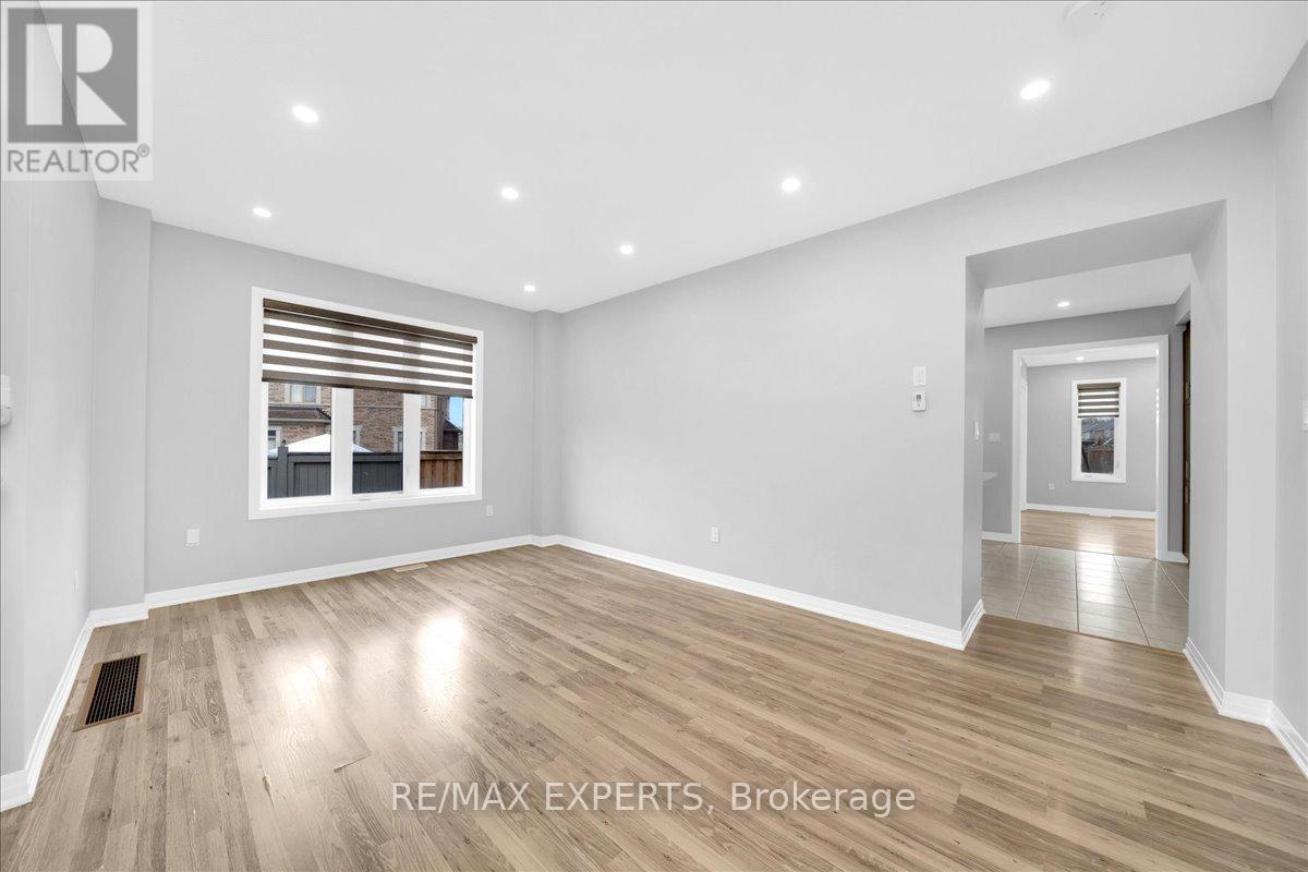 142 MARTIN TRAIL, New Tecumseth (Tottenham), Ontario, L0G1W0 — Photo 11