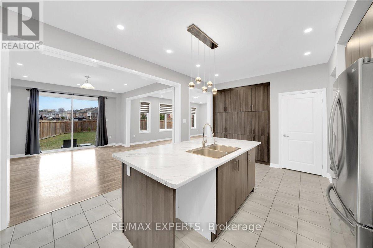 142 MARTIN TRAIL, New Tecumseth (Tottenham), Ontario, L0G1W0 — Photo 16