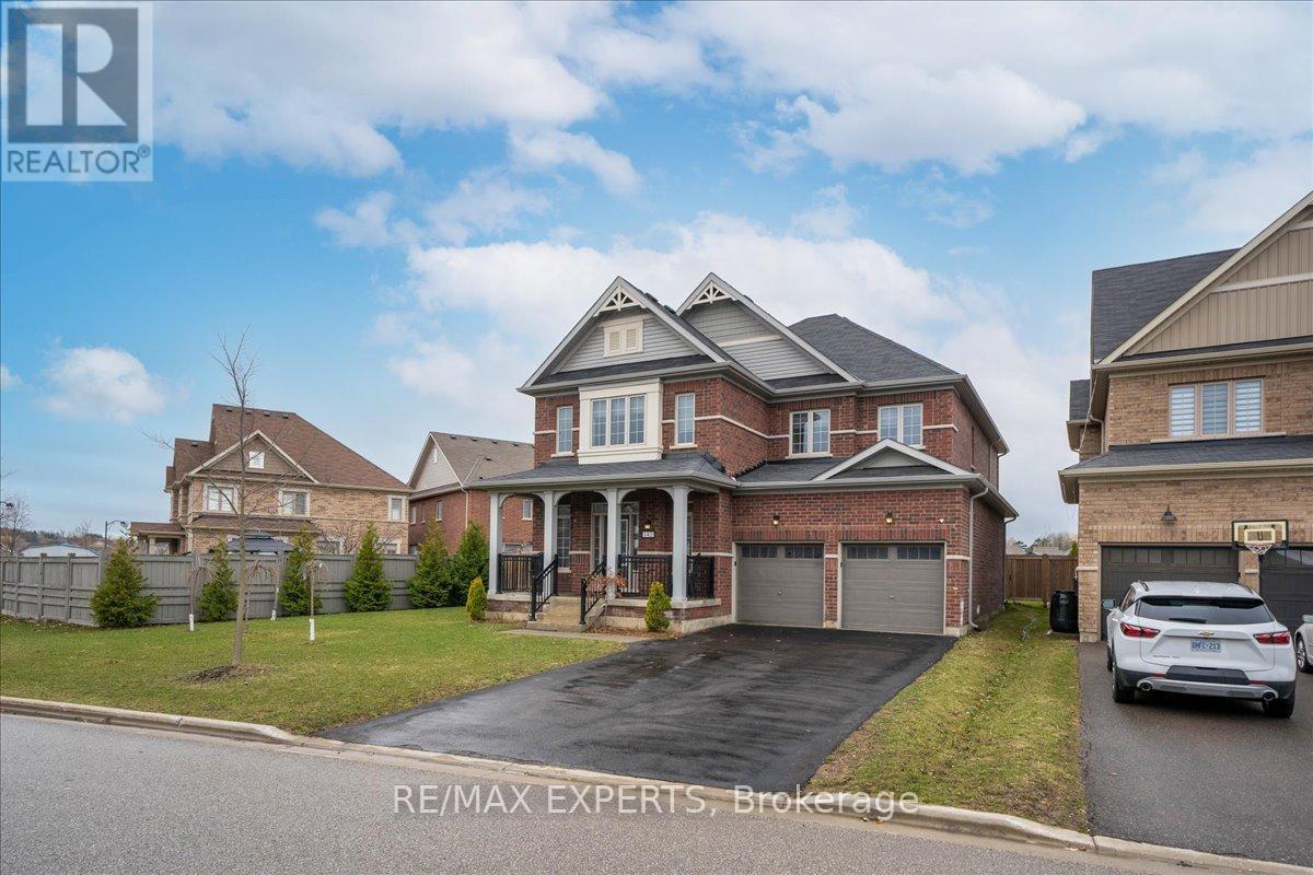 142 MARTIN TRAIL, New Tecumseth (Tottenham), Ontario, L0G1W0 — Photo 3