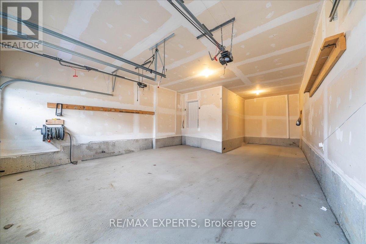 142 MARTIN TRAIL, New Tecumseth (Tottenham), Ontario, L0G1W0 — Photo 39