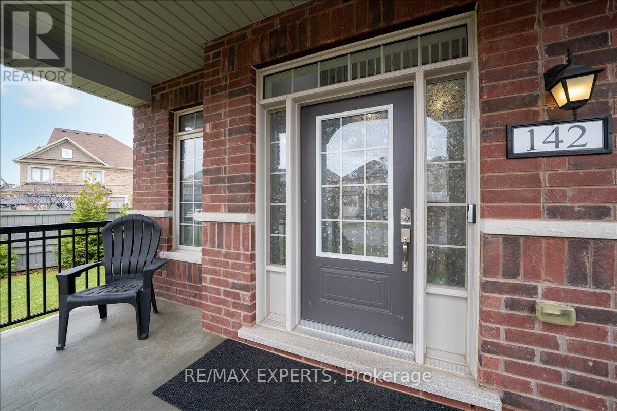 142 MARTIN TRAIL, New Tecumseth (Tottenham), Ontario, L0G1W0 — Photo 5