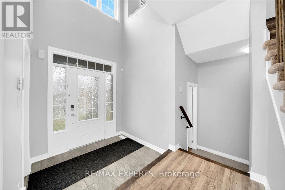 142 MARTIN TRAIL, New Tecumseth (Tottenham), Ontario, L0G1W0 — Photo 6