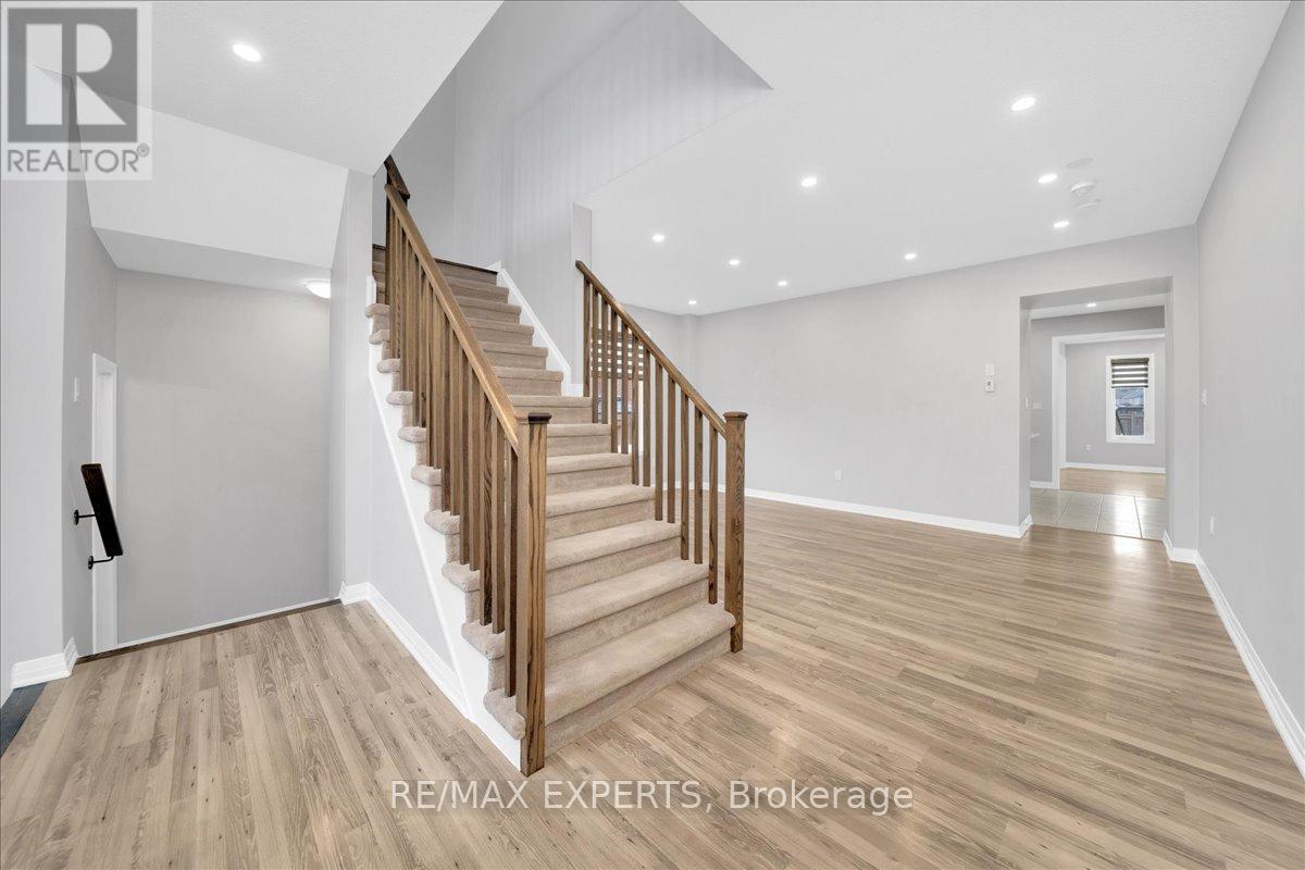 142 MARTIN TRAIL, New Tecumseth (Tottenham), Ontario, L0G1W0 — Photo 9