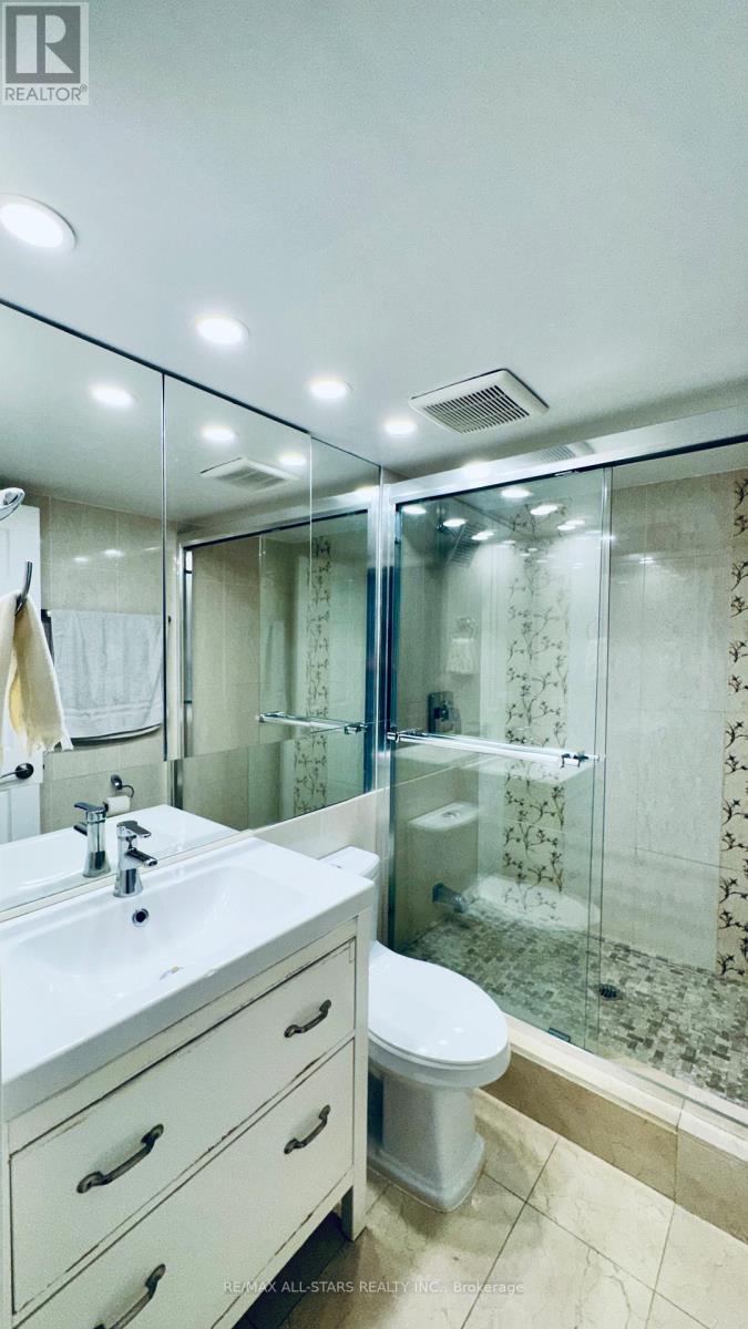 402 - 7601 BATHURST STREET, Vaughan (Crestwood-Springfarm-Yorkhill), Ontario, L4J4H5 — Photo 13