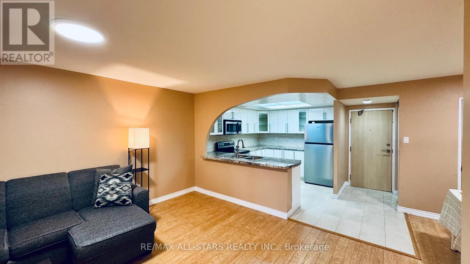 402 - 7601 BATHURST STREET, Vaughan (Crestwood-Springfarm-Yorkhill), Ontario, L4J4H5 — Photo 14