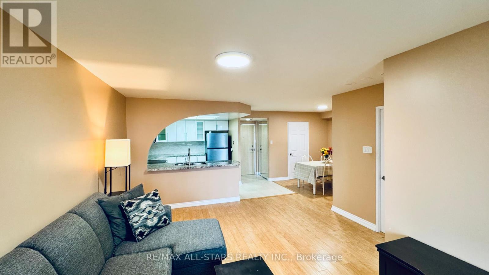 402 - 7601 BATHURST STREET, Vaughan (Crestwood-Springfarm-Yorkhill), Ontario, L4J4H5 — Photo 15