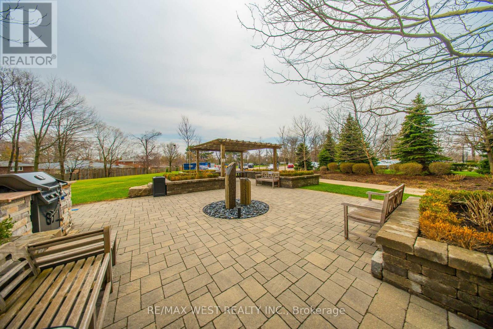 2302 - 1300 BLOOR STREET, Mississauga (Applewood), Ontario, L4Y3Z2 — Photo 12