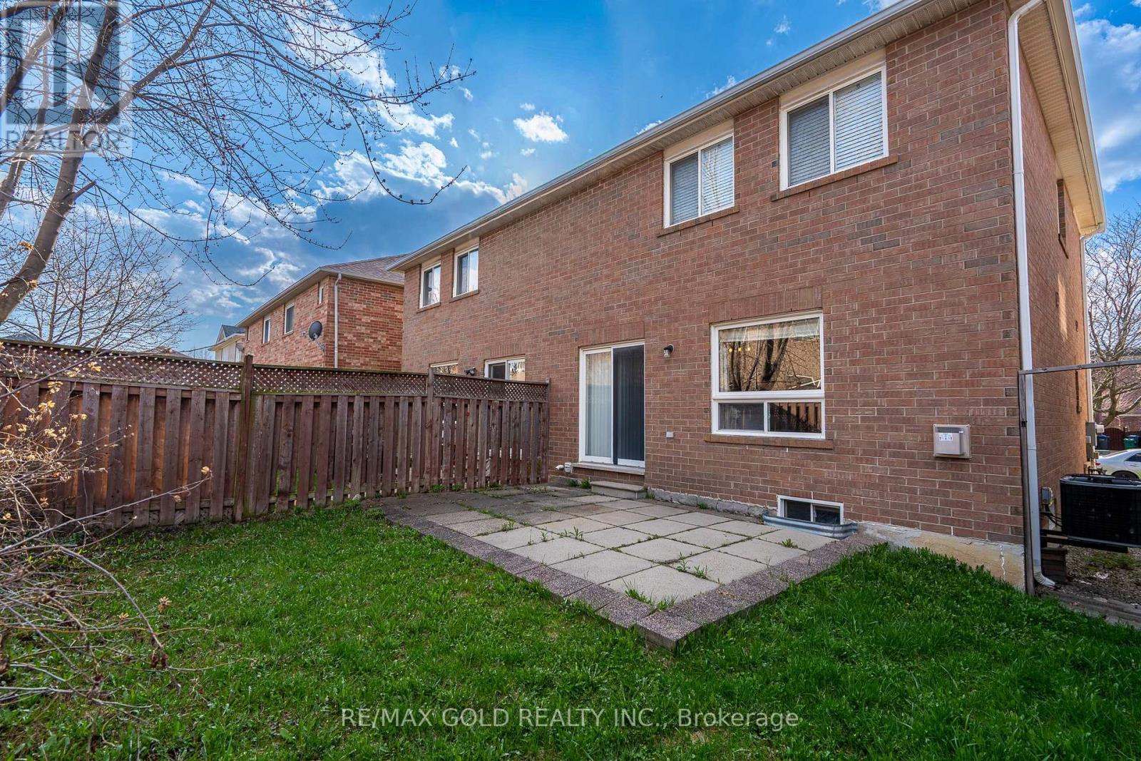 31 MISTDALE CRESCENT, Brampton (Fletcher's Meadow), Ontario, L7A1S2 — Photo 22