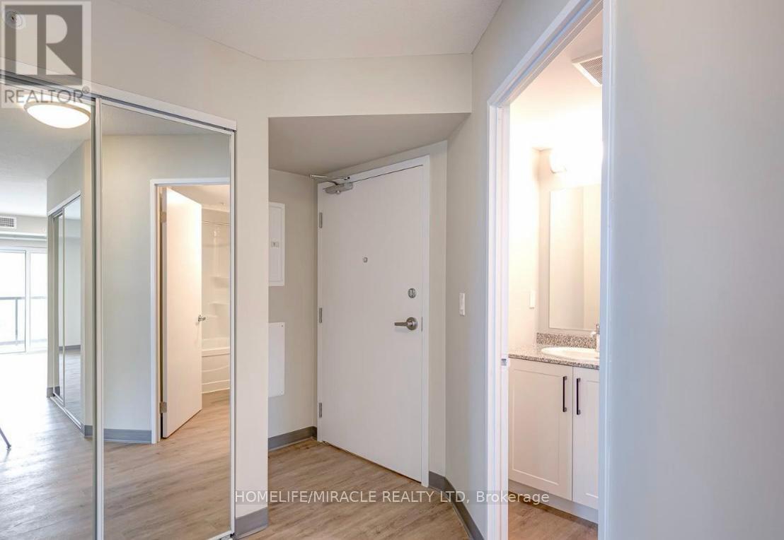 511 - 595 STRASBURG ROAD, Kitchener, Ontario, N2E0J7 — Photo 7