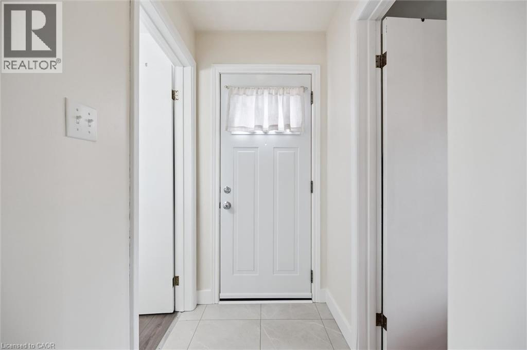 18 CLOSE Avenue, Cambridge, Ontario, N1R2R4 — Photo 23