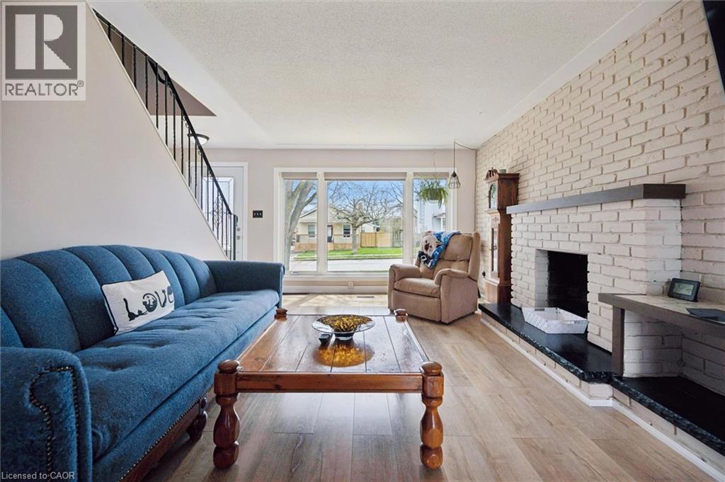 18 CLOSE Avenue, Cambridge, Ontario, N1R2R4 — Photo 8