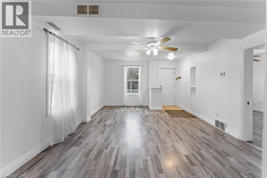 146 OAKDALE Avenue, St. Catharines, Ontario, L2P2L1 — Photo 5