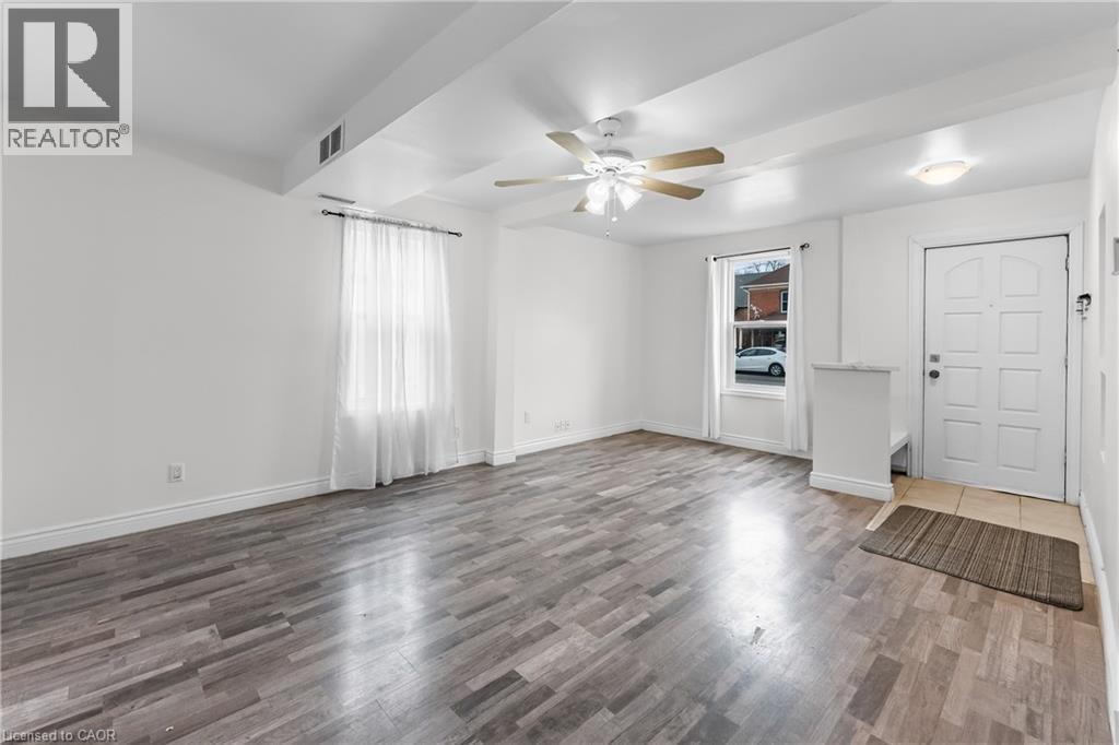 146 OAKDALE Avenue, St. Catharines, Ontario, L2P2L1 — Photo 7