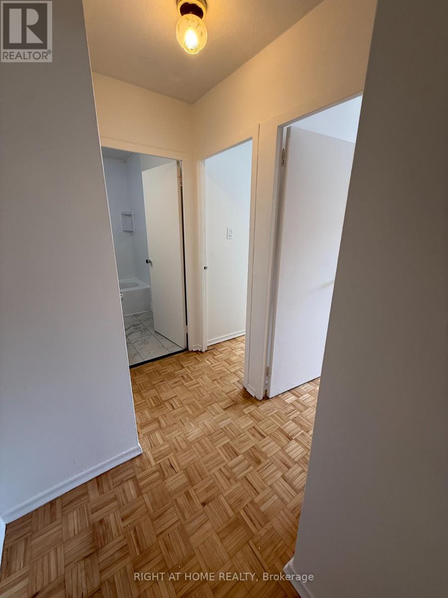 206 - 95 TAUNTON ROAD E, Oshawa (Centennial), Ontario, L1G3T6 — Photo 11