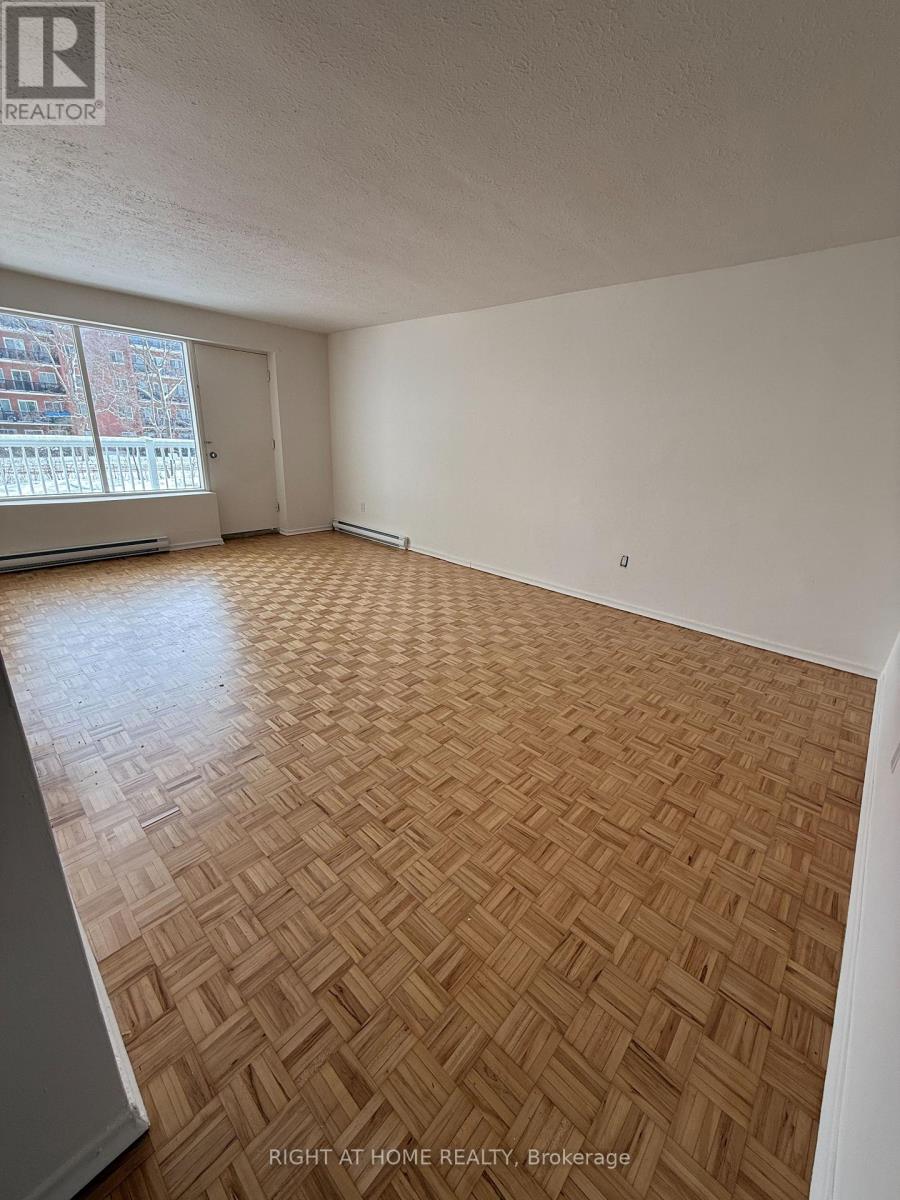 206 - 95 TAUNTON ROAD E, Oshawa (Centennial), Ontario, L1G3T6 — Photo 5