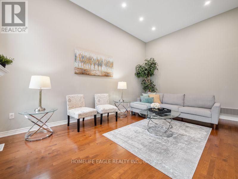 10 FIELDS COURT, Aurora, Ontario, L4G0J5 — Photo 11