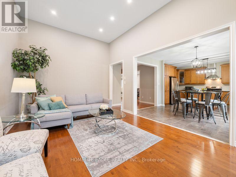 10 FIELDS COURT, Aurora, Ontario, L4G0J5 — Photo 12