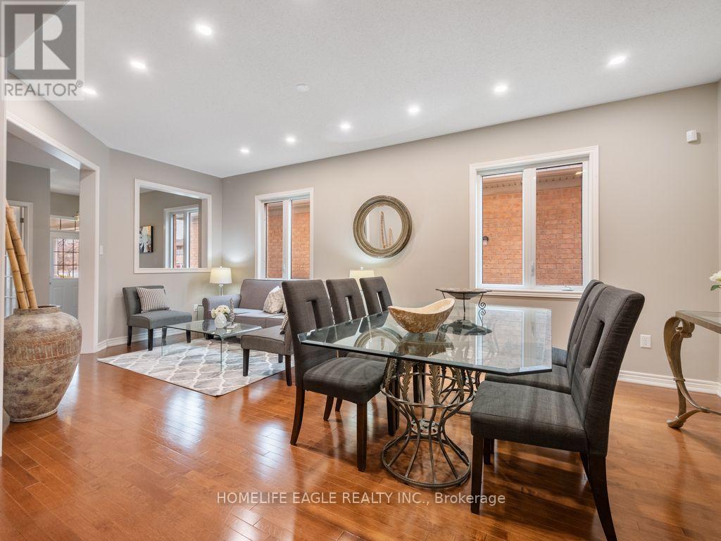 10 FIELDS COURT, Aurora, Ontario, L4G0J5 — Photo 7