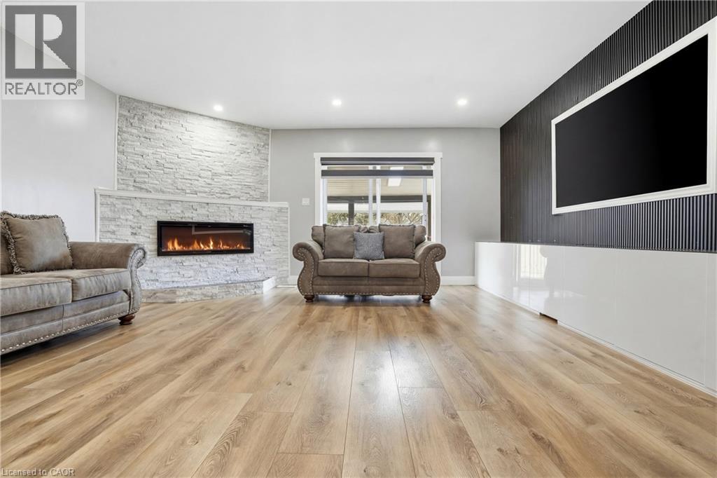 5773 LEONARD Avenue, Niagara Falls, Ontario, L2G4R4 — Photo 13