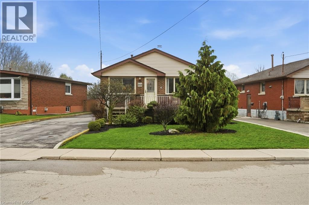80 LUSCOMBE Street, Hamilton, Ontario, L9A2J8 — Photo 2