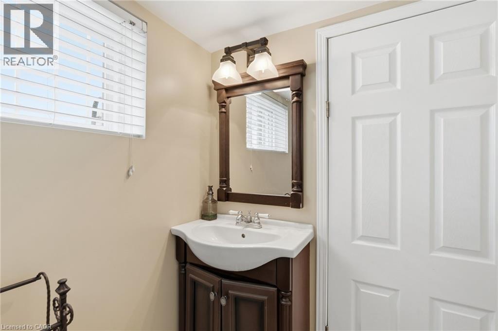 80 LUSCOMBE Street, Hamilton, Ontario, L9A2J8 — Photo 30