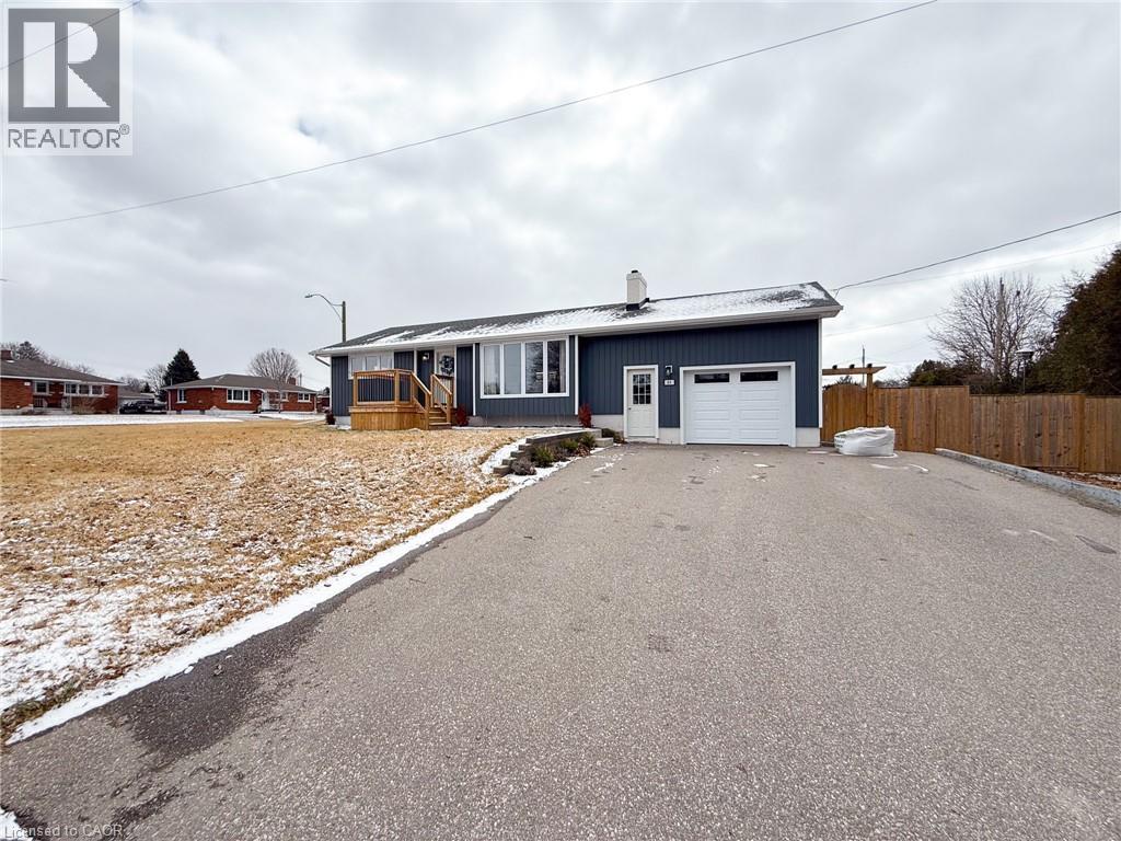 84 CONNAUGHT Avenue, Delhi, Ontario, N4B1K6 — Photo 25