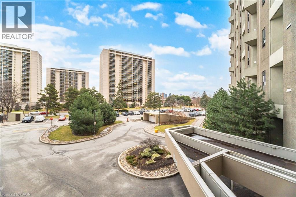 296 MILL Road Unit# A21, Toronto, Ontario, M9C4X8 — Photo 12