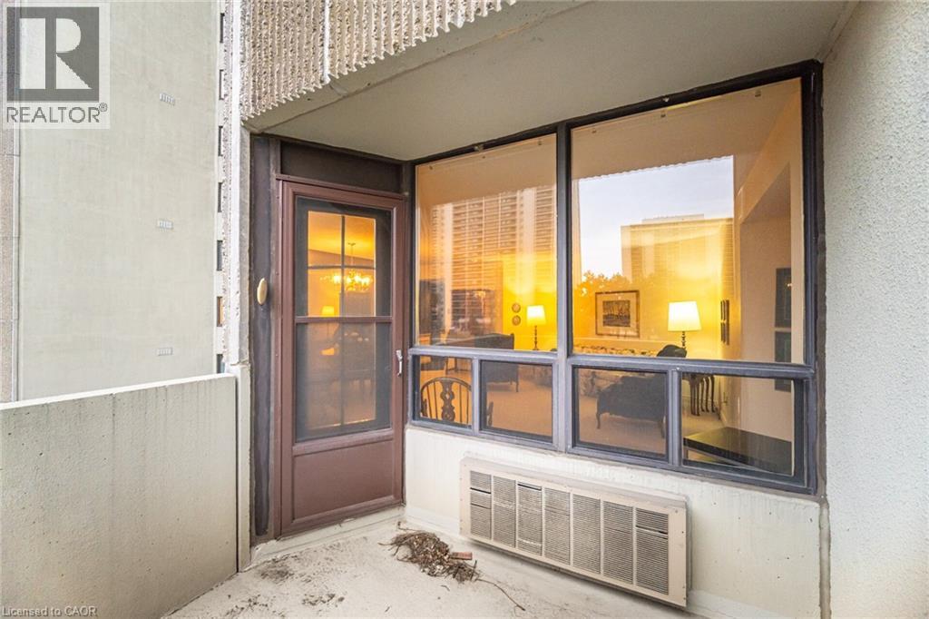 296 MILL Road Unit# A21, Toronto, Ontario, M9C4X8 — Photo 15