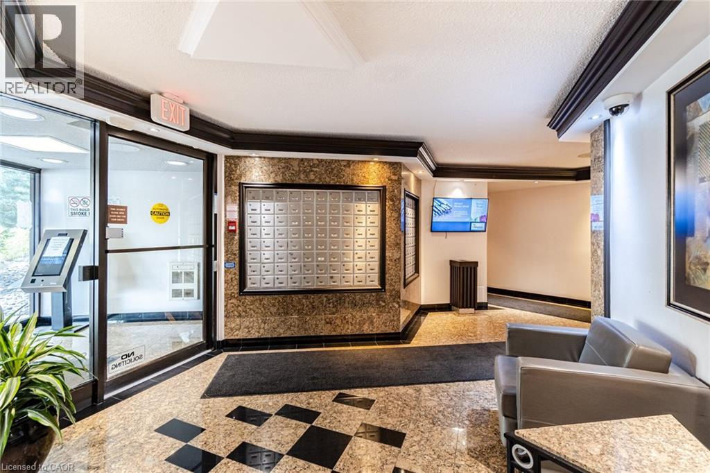 296 MILL Road Unit# A21, Toronto, Ontario, M9C4X8 — Photo 2