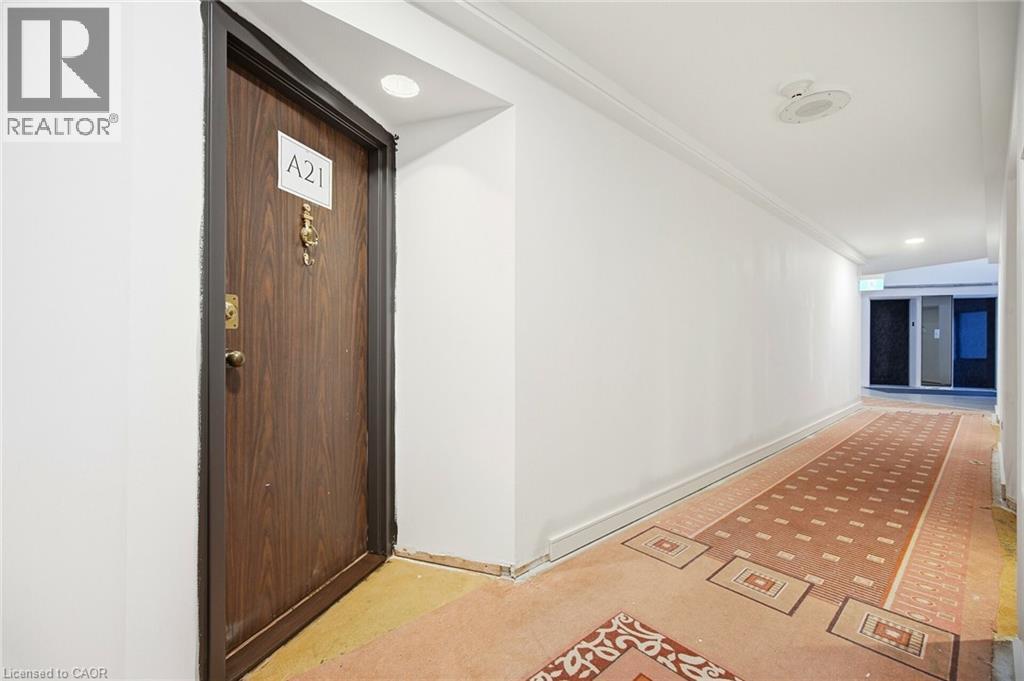 296 MILL Road Unit# A21, Toronto, Ontario, M9C4X8 — Photo 4