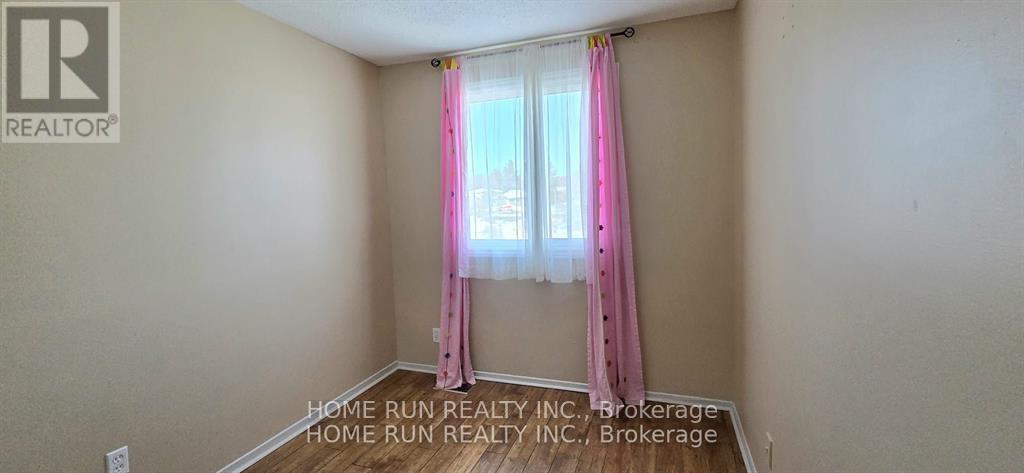 1994 GREENWAY PARK LANE, Ottawa, Ontario, K1B5A8 — Photo 18