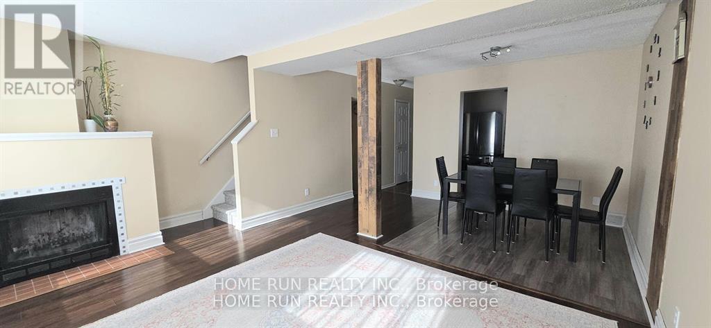 1994 GREENWAY PARK LANE, Ottawa, Ontario, K1B5A8 — Photo 3