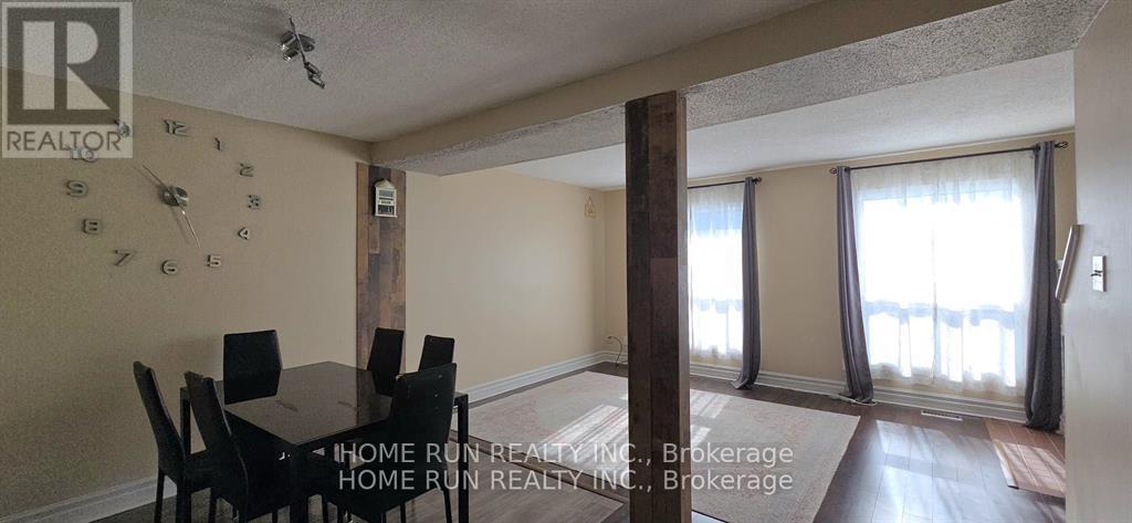 1994 GREENWAY PARK LANE, Ottawa, Ontario, K1B5A8 — Photo 4