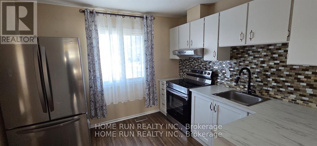 1994 GREENWAY PARK LANE, Ottawa, Ontario, K1B5A8 — Photo 8