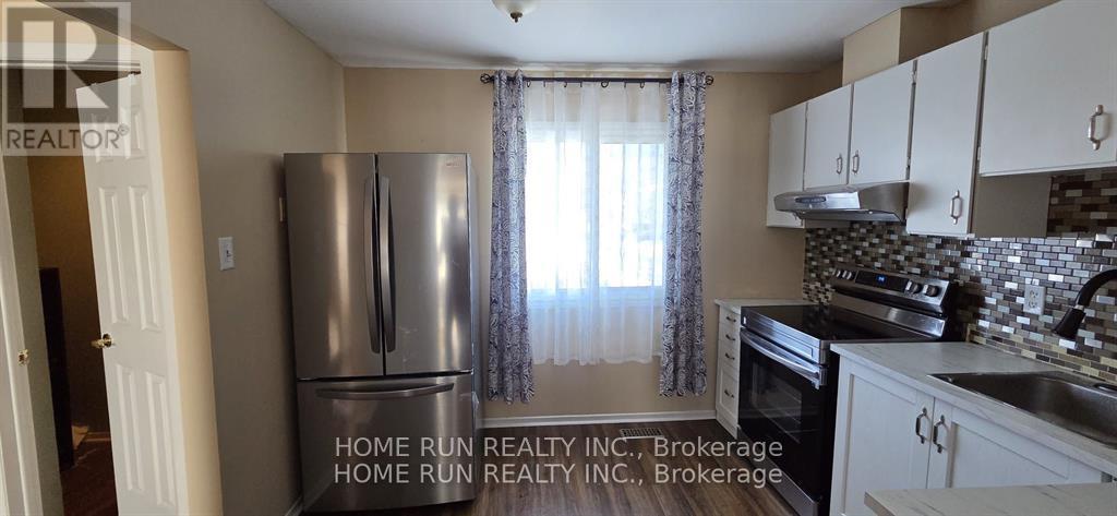 1994 GREENWAY PARK LANE, Ottawa, Ontario, K1B5A8 — Photo 9