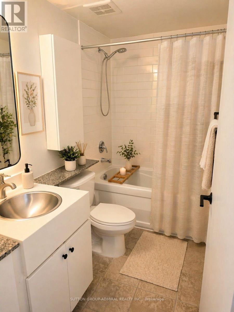 3202 - 35 MARINER TERRACE, Toronto (Waterfront Communities), Ontario, M5V3V9 — Photo 4