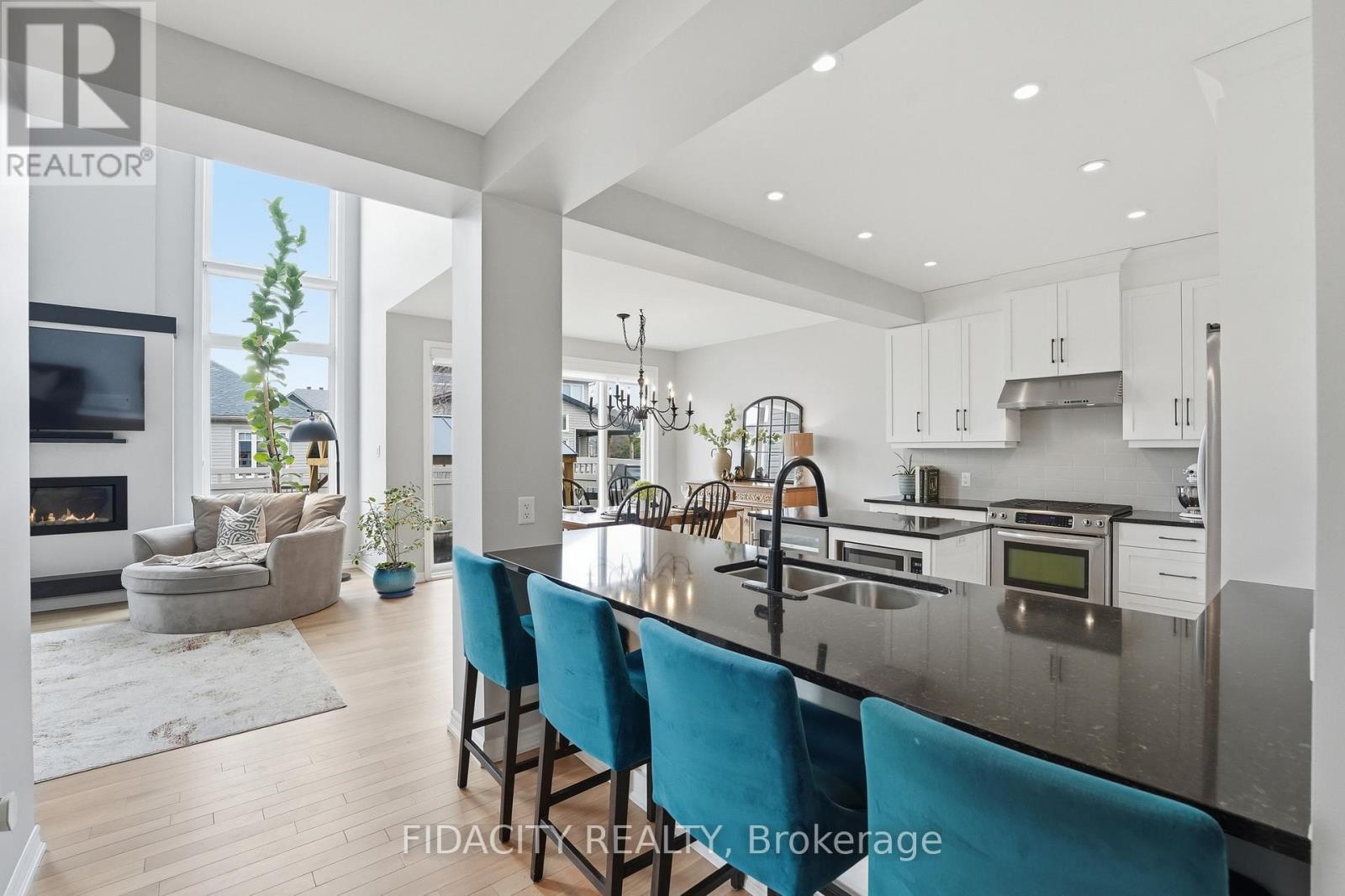 216 BALIKUN HEIGHTS, Ottawa, Ontario, K2V0A6 — Photo 4