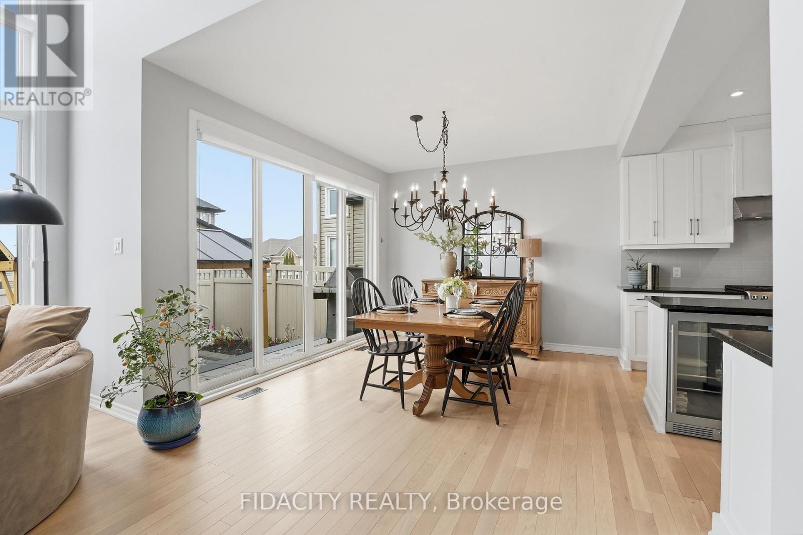 216 BALIKUN HEIGHTS, Ottawa, Ontario, K2V0A6 — Photo 9