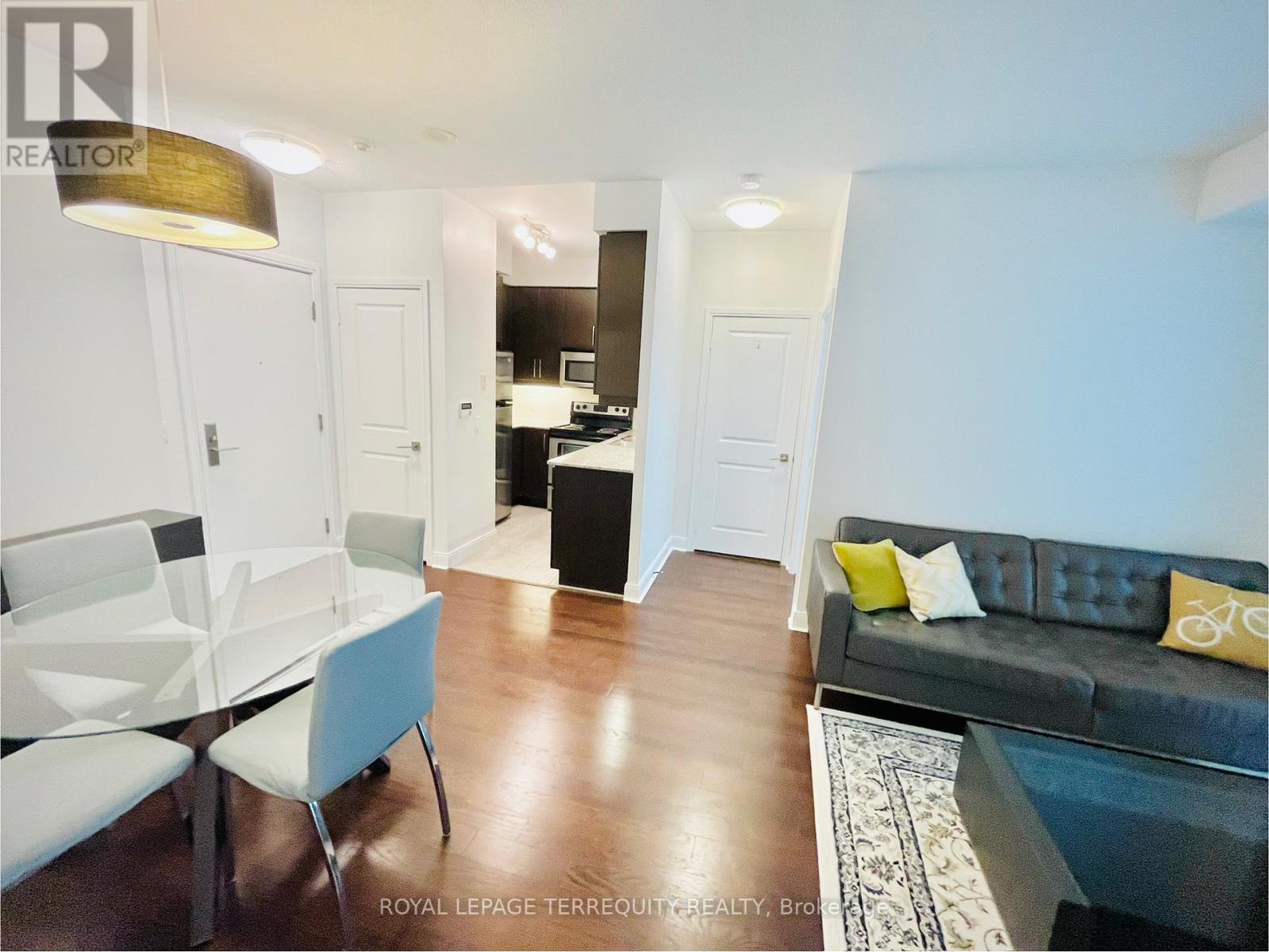 514 - 38 THE ESPLANADE, Toronto (Waterfront Communities), Ontario, M5E1A5 — Photo 3